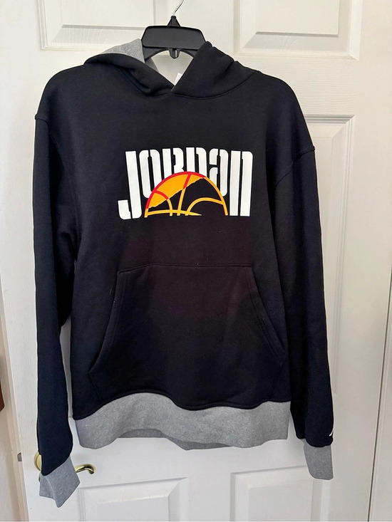 Jordan Other - Nike Jordan Jumpman graphic hoodie Graphic Hoodie in Black & Gray Size Small NWT